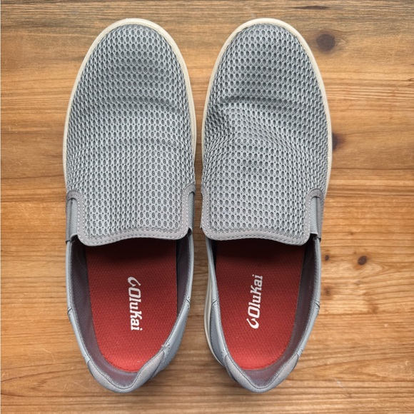 Olukai Slip Ons Gray Sneakers 9.5 - Picture 7 of 10